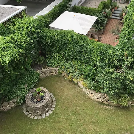 Einzeldenkmal In Der Altstadt Von Villa