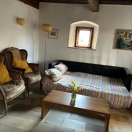 Einzeldenkmal In Der Altstadt Von *