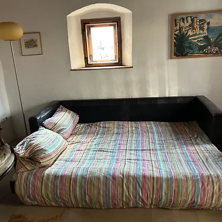 Einzeldenkmal In Der Altstadt Von Villa *