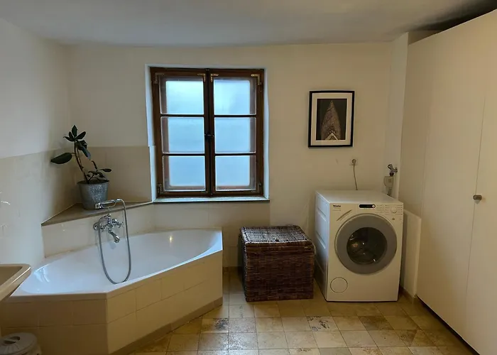 Villa Einzeldenkmal In Der Altstadt Von