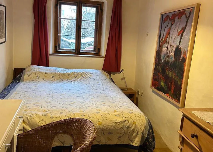 Einzeldenkmal In Der Altstadt Von Villa