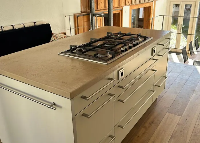 Einzeldenkmal In Der Altstadt Von Villa *