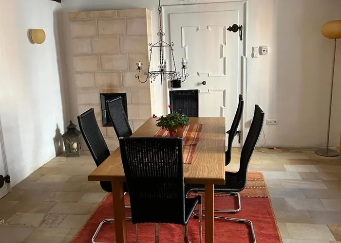 Einzeldenkmal In Der Altstadt Von Villa Regensburg