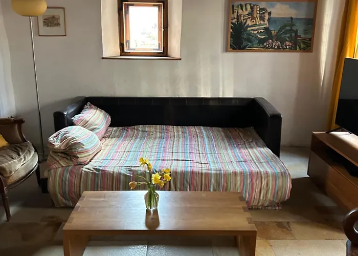 Einzeldenkmal In Der Altstadt Von Villa *